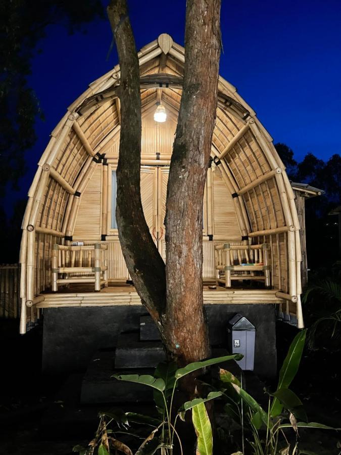 Bamboo Austin Mountbatur * Baturaja (Bali)